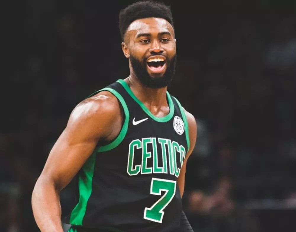 阿拉维斯1-0皇家社会，卢卡斯-博耶点射制胜（卢卡斯-博耶点球一锤定音，阿拉维斯1-0小胜皇家社会）