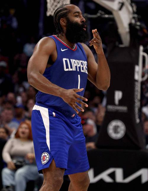 土媒：加拉塔萨雷想在1月引进吕迪格，球员与皇马合同6月到期（土耳其媒体：加拉塔萨雷计划1月引进吕迪格，球员与皇马合同将于6月到期）