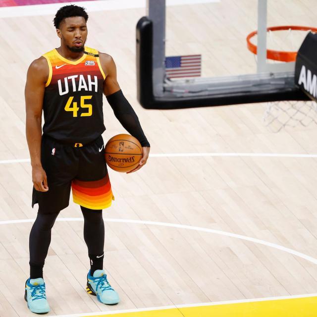 澳超战报：科斯格罗夫制胜，奥克兰FC 2-1中央海岸水手（澳超快讯：科斯格罗夫献制胜球，奥克兰FC2-1击退中央海岸水手）