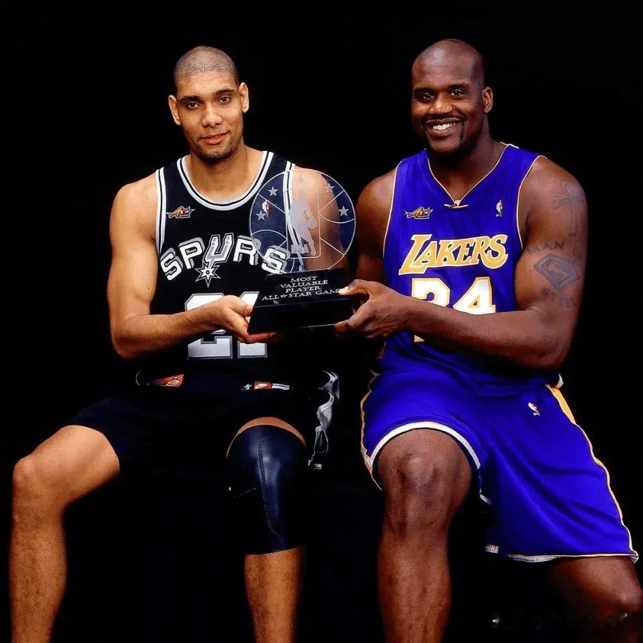 迪卡尼奥：国米球员在场上应务实一些；齐沃布阵时要打破常规（迪卡尼奥：国米需更务实；齐沃排兵布阵应敢于求变）