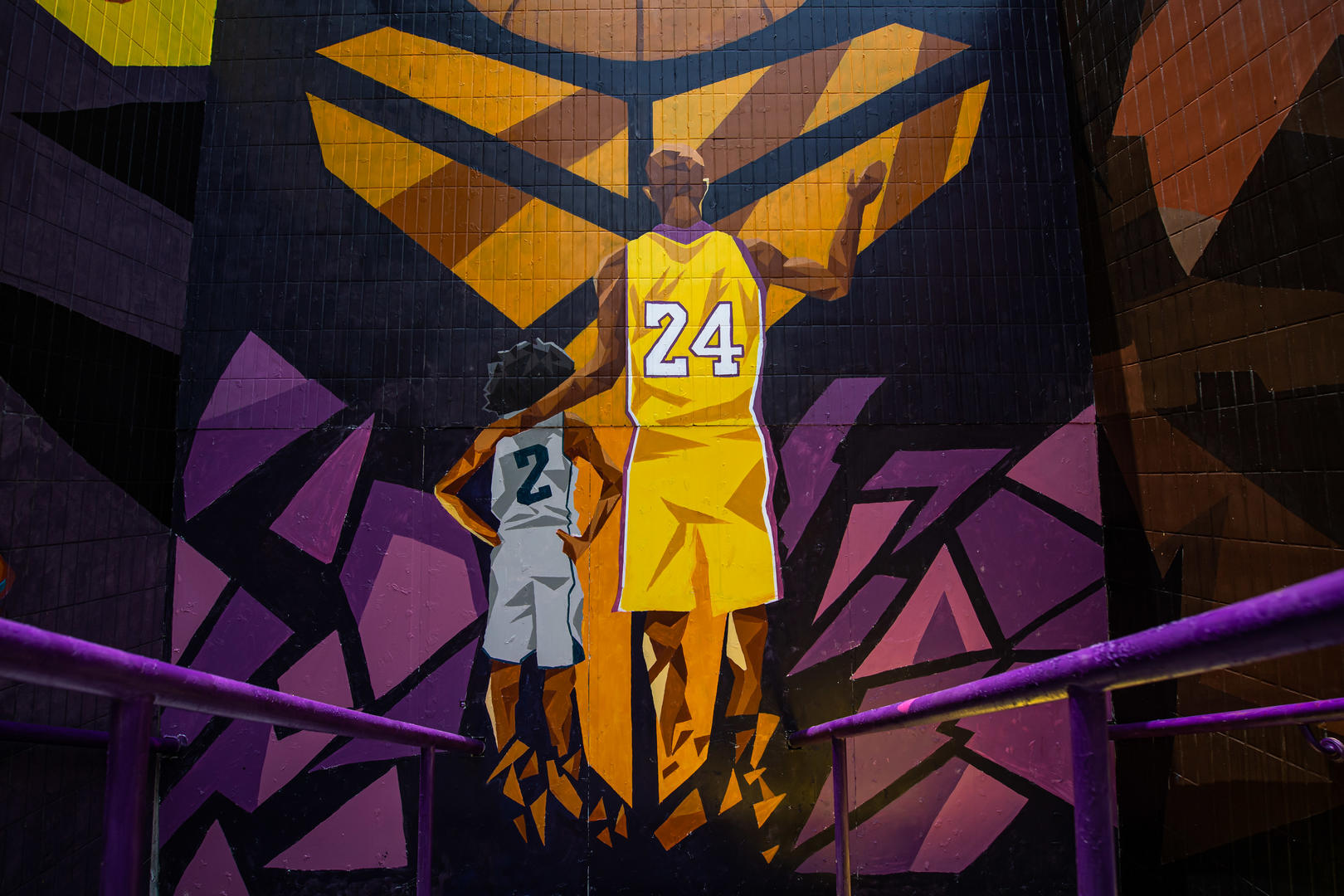 广东94-80大胜广州！球员评分：3人满分，3人良好，2人拉胯（广东94-80击败广州！球员评分：3人满分、3人发挥出色、2人表现不佳）