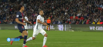 WTT总决赛女单1／8决赛，陈幸同4-2战胜队友石洵瑶，晋级8强