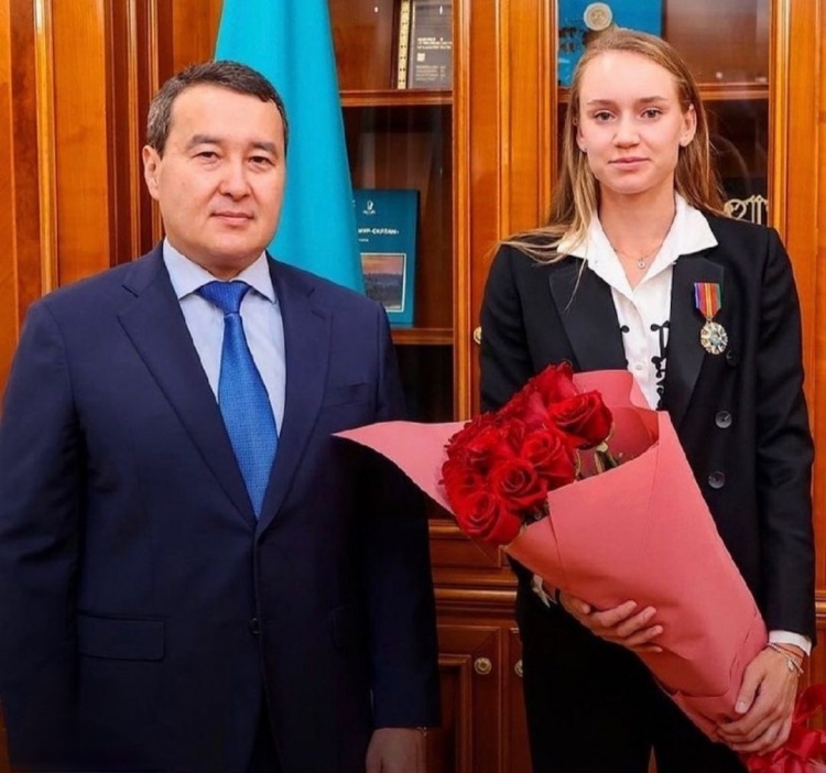 定输出至关 定输出至关